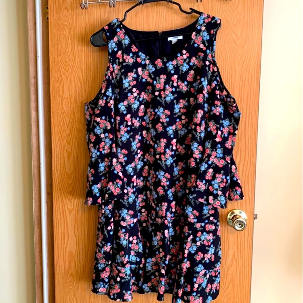 Women dress